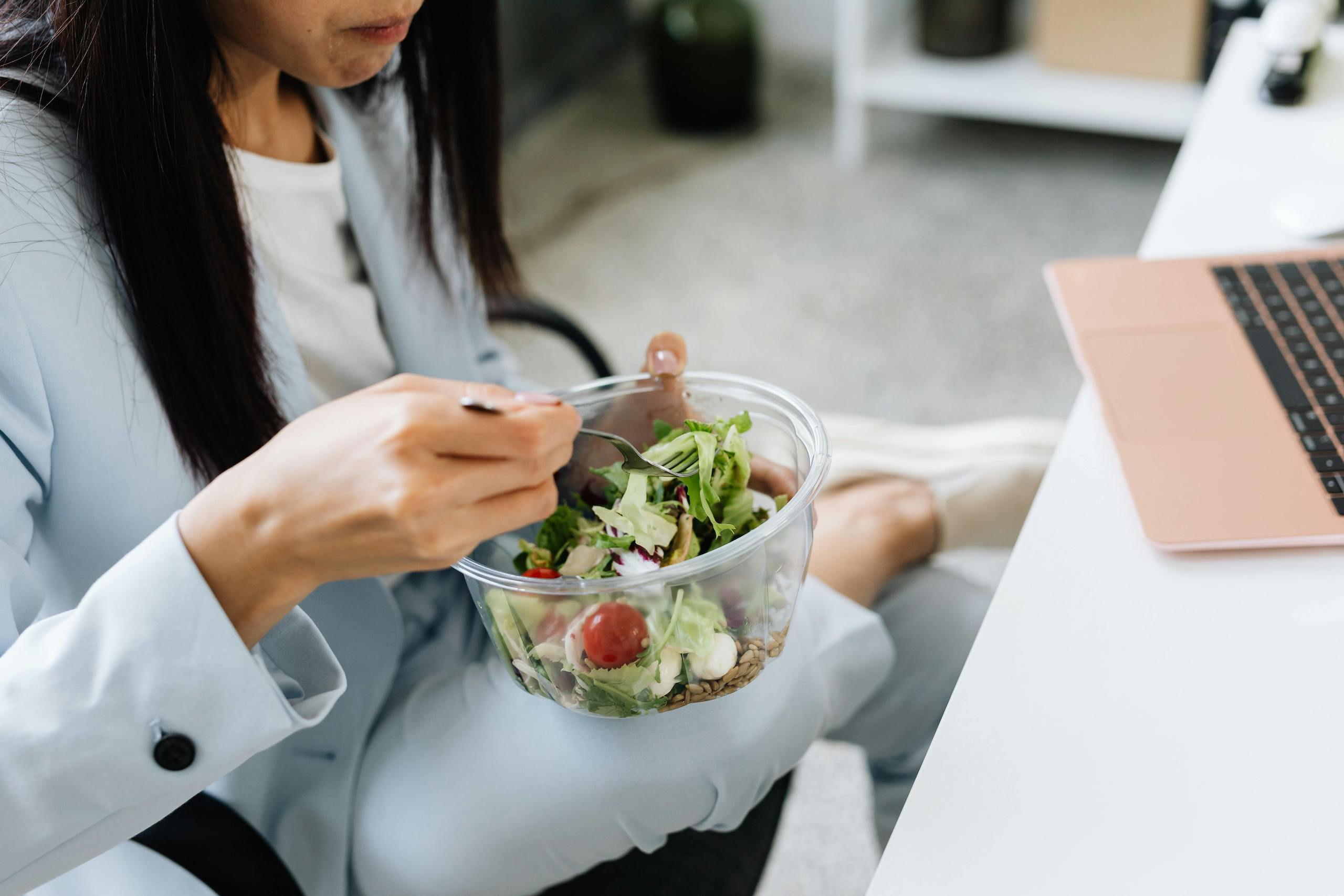 Why busy people often struggle with their eating habits